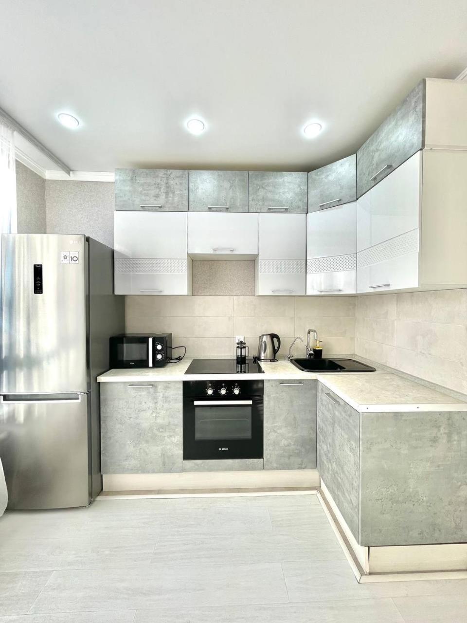 чиста уютная в центе жк Only Sun&moon Apartment *